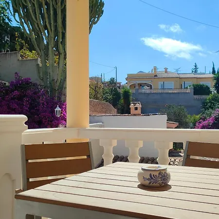 Casa Oliana アパート *